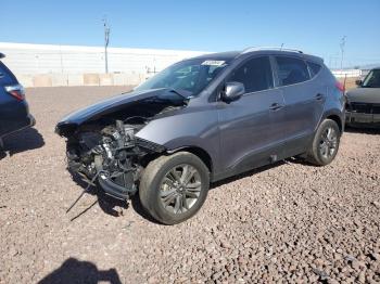  Salvage Hyundai TUCSON