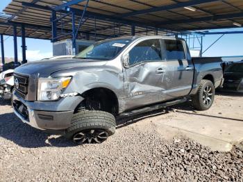  Salvage Nissan Titan