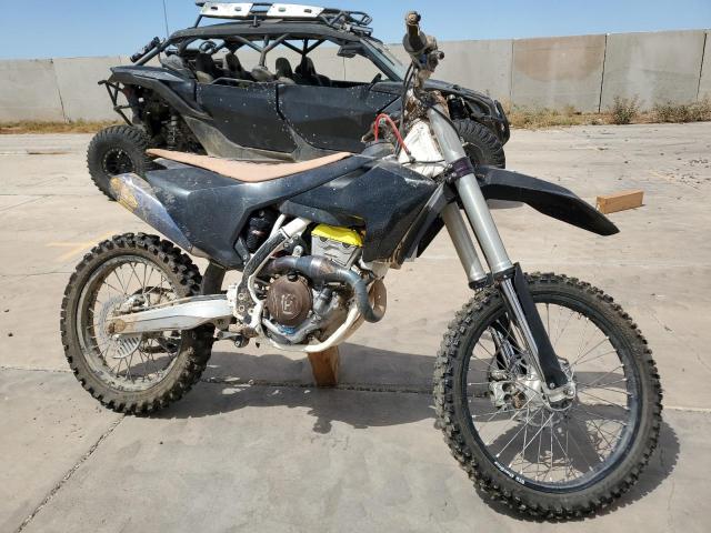  Salvage Husqvarna Motorcycle