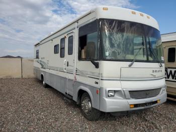  Salvage Workhorse Custom Cha Motorhome