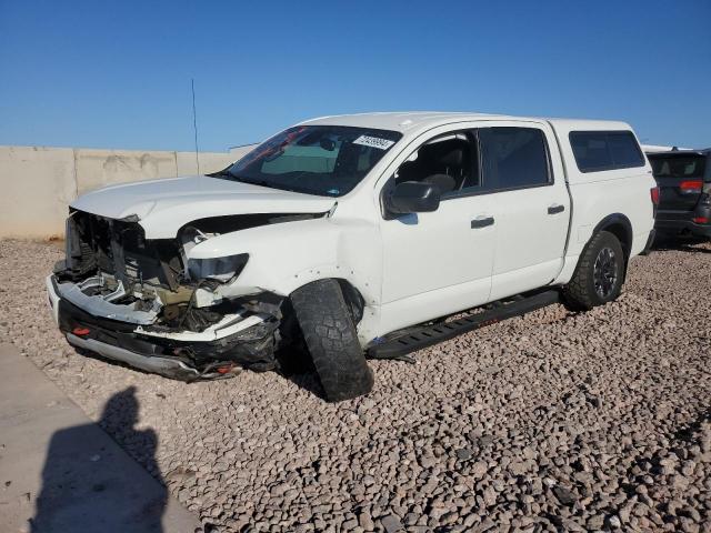  Salvage Nissan Titan