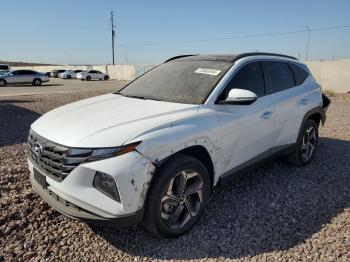  Salvage Hyundai TUCSON