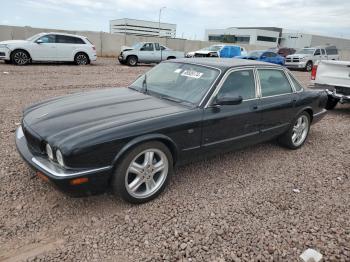  Salvage Jaguar XJ