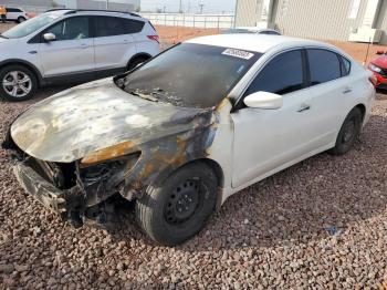  Salvage Nissan Altima