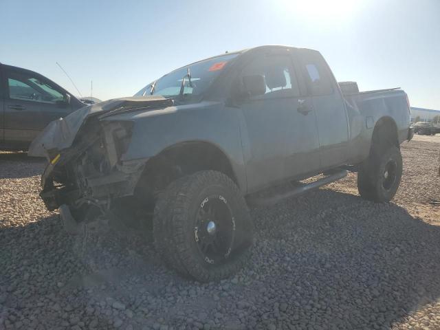  Salvage Nissan Titan