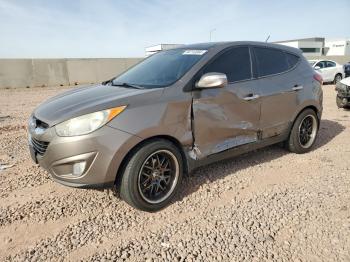  Salvage Hyundai TUCSON