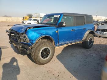  Salvage Ford Bronco