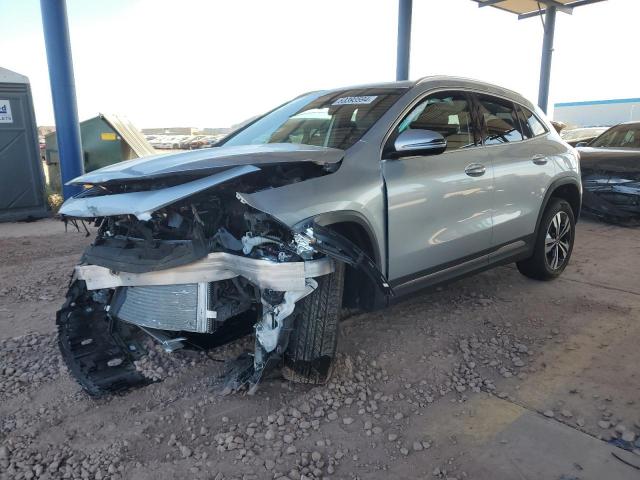  Salvage Mercedes-Benz GLA