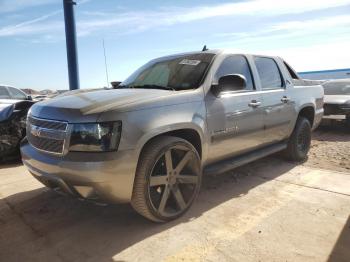  Salvage Chevrolet Avalanche