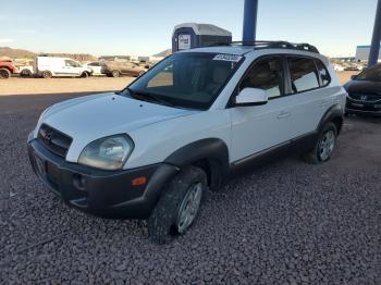  Salvage Hyundai TUCSON