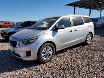  Salvage Kia Sedona