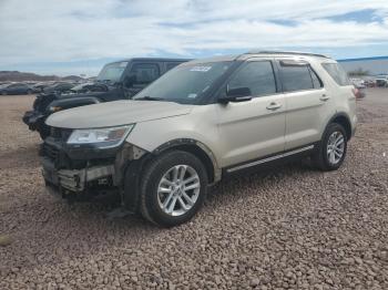  Salvage Ford Explorer