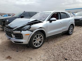  Salvage Porsche Cayenne