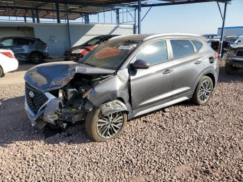  Salvage Hyundai TUCSON