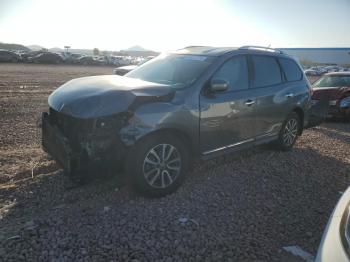  Salvage Nissan Pathfinder