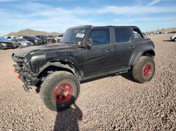  Salvage Ford Bronco