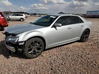  Salvage Chrysler 300