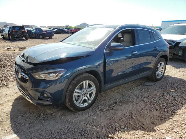  Salvage Mercedes-Benz GLA