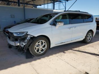  Salvage Chrysler Pacifica