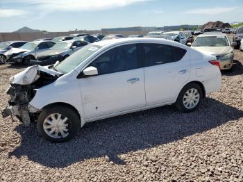  Salvage Nissan Versa