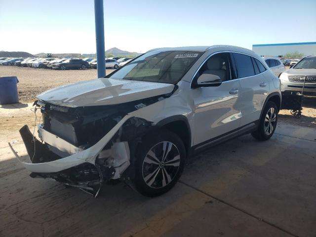  Salvage Mercedes-Benz GLA