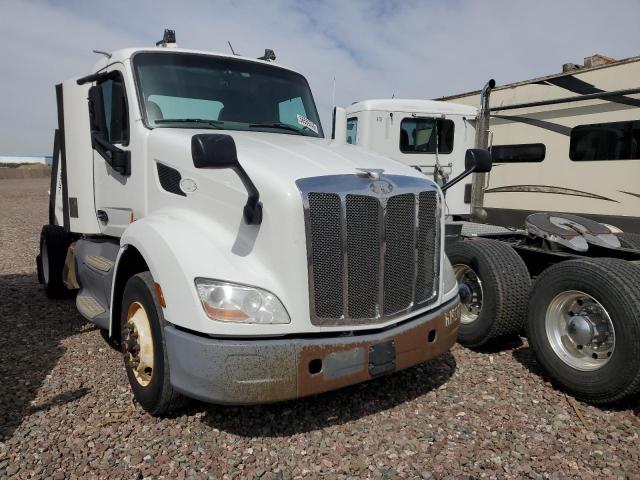  Salvage Peterbilt 579