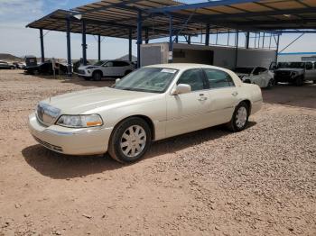 Salvage Lincoln Towncar