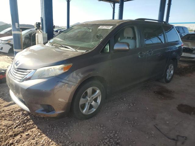  Salvage Toyota Sienna