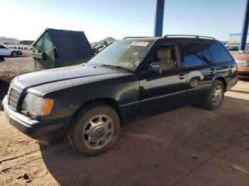  Salvage Mercedes-Benz 300-Class