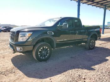  Salvage Nissan Titan