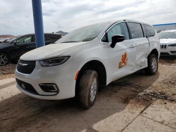  Salvage Chrysler Pacifica