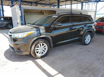  Salvage Toyota Highlander