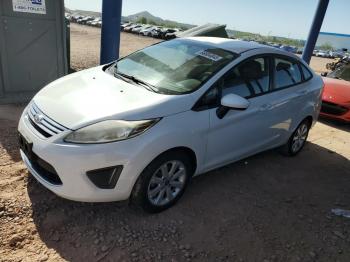  Salvage Ford Fiesta