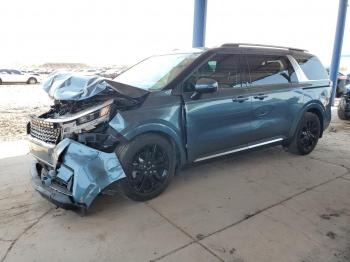  Salvage Kia Carnival