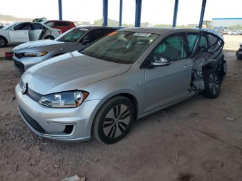  Salvage Volkswagen Golf