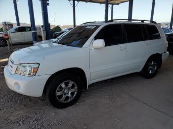  Salvage Toyota Highlander