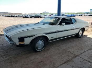  Salvage Ford Mustang