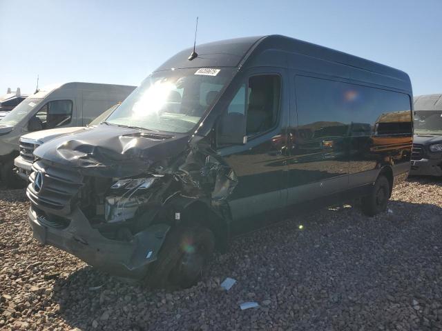  Salvage Mercedes-Benz Sprinter