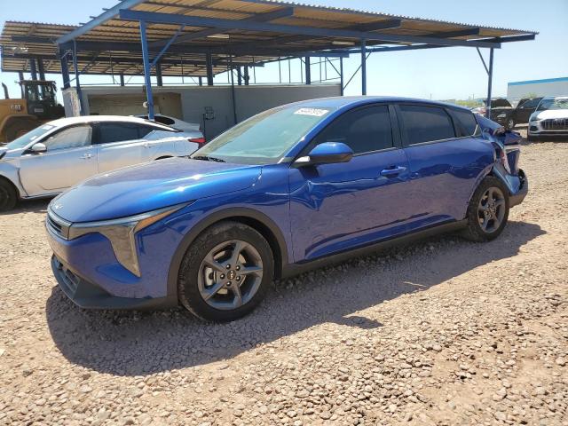  Salvage Kia K4 Lx