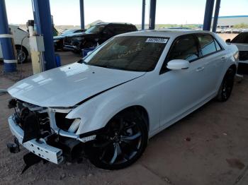  Salvage Chrysler 300
