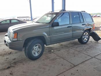 Salvage Jeep Grand Cherokee