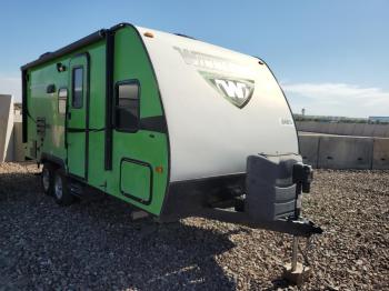  Salvage Winnebago Traveltrlr