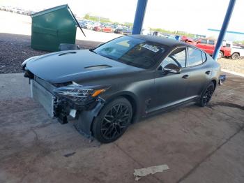  Salvage Kia Stinger