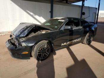  Salvage Ford Mustang
