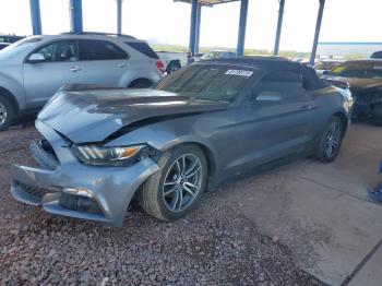  Salvage Ford Mustang