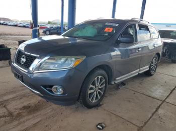 Salvage Nissan Pathfinder