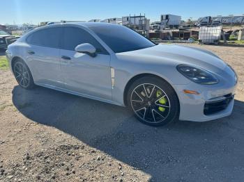  Salvage Porsche Panamera