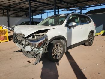  Salvage Subaru Forester