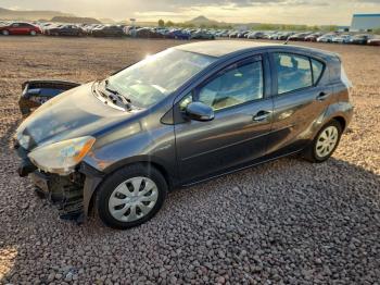  Salvage Toyota Prius