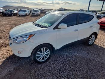  Salvage Hyundai TUCSON